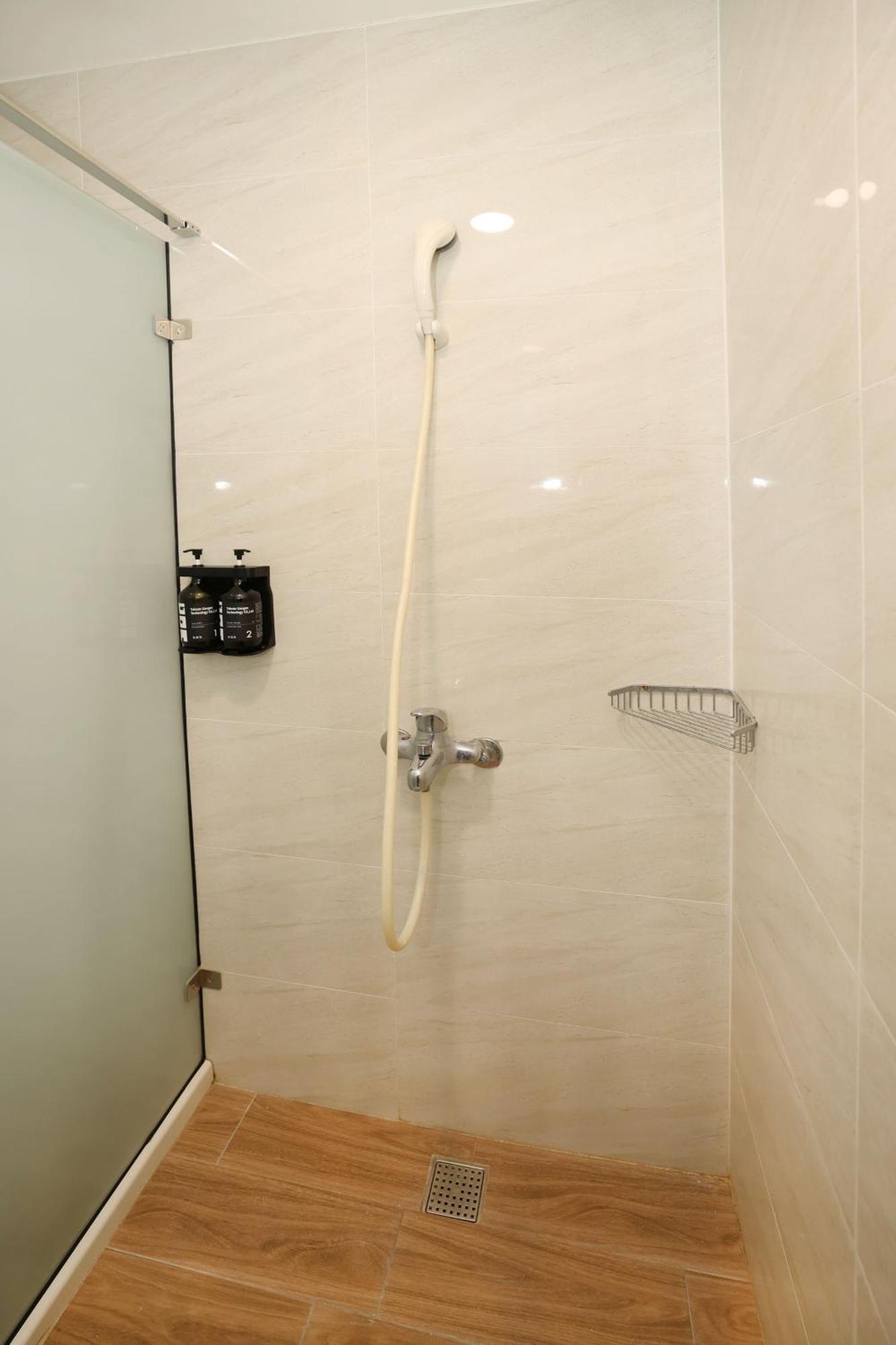 White Card Free Diving Hostel Xiaoliuqiu Exterior photo